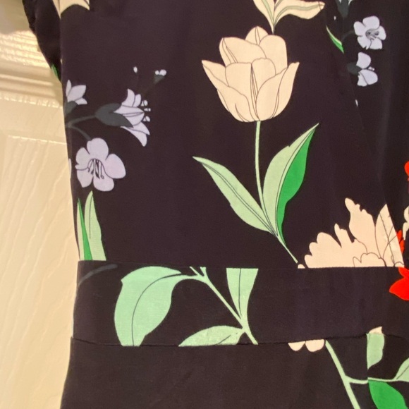 Yumi Kim Women’s Paradise Pretty Wrap Silk Midi Floral Dress medium - Picture 4 of 16